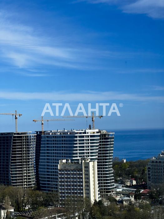 2-комнатная с ремонтом и мебелью . ЖК Француский . Вид на море .