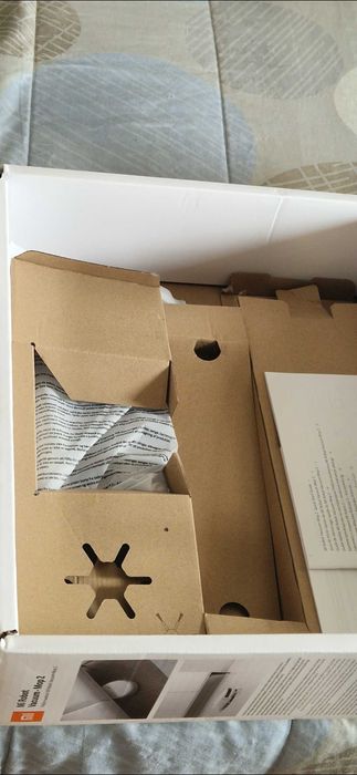 Aspirador Xiaomi Robot (praticamente novo)