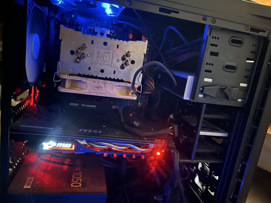 Computador gaming (não passa imagem)