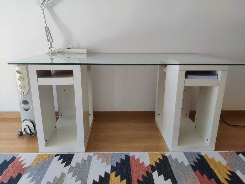 Secretária IKEA vidro