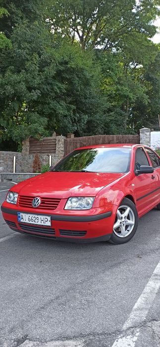 Volkswagen Bora, седан