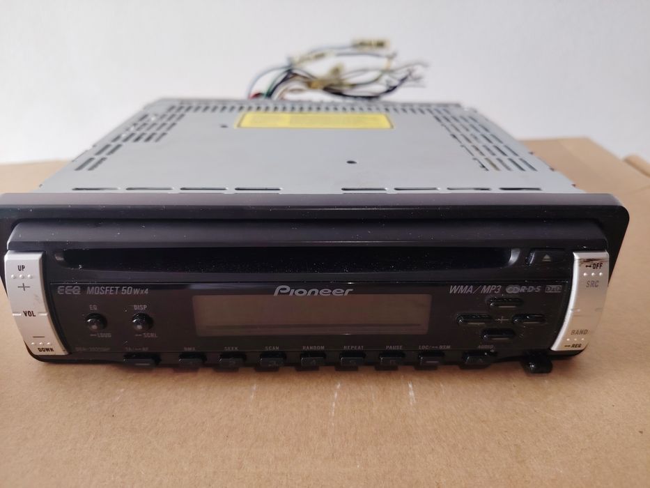Radio Pioneer usado