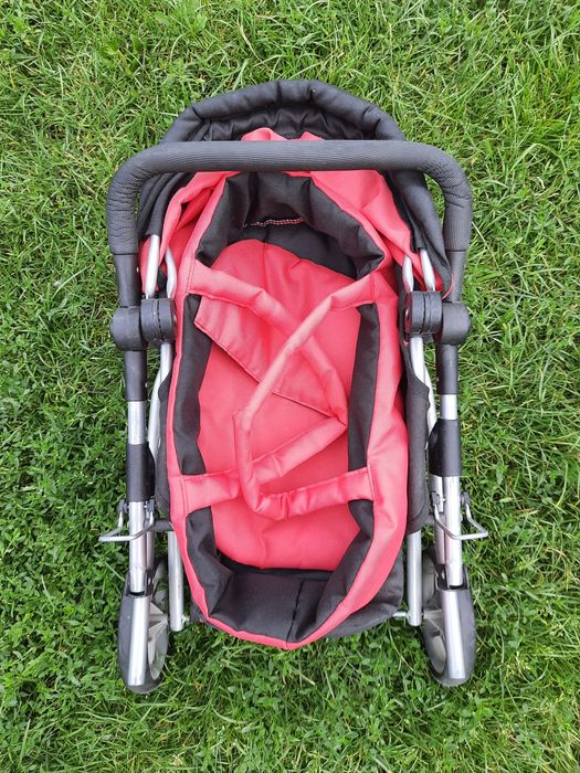 Каляска для ляльки