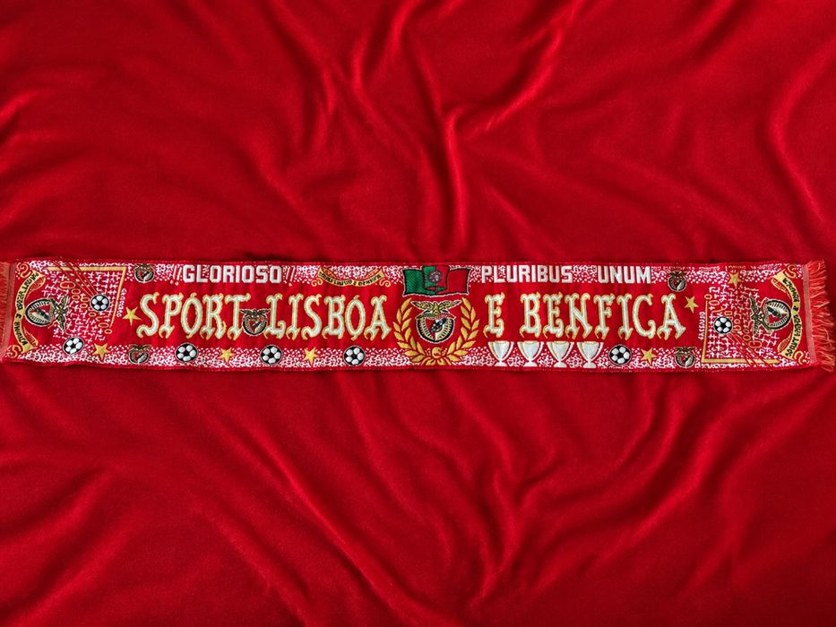 Cachecois do benfica 15€ cada , gorro do benfica15€