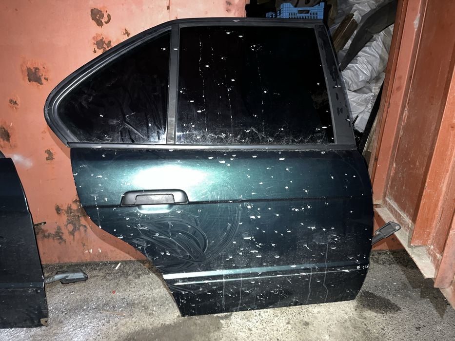 Двери рестайлинг Е34 седан