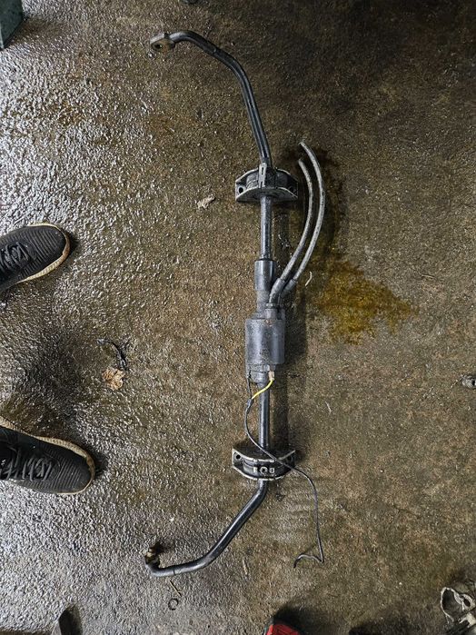 BMW E60 E61 E63 E64 aktywny stabilizator DYNAMIC DRIVE przód przedni