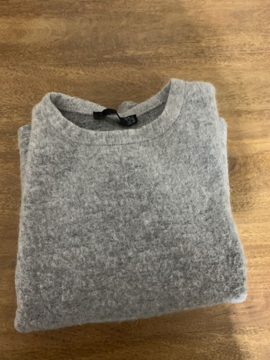 Camisola cinzenta “Zara” tamanho M grossa