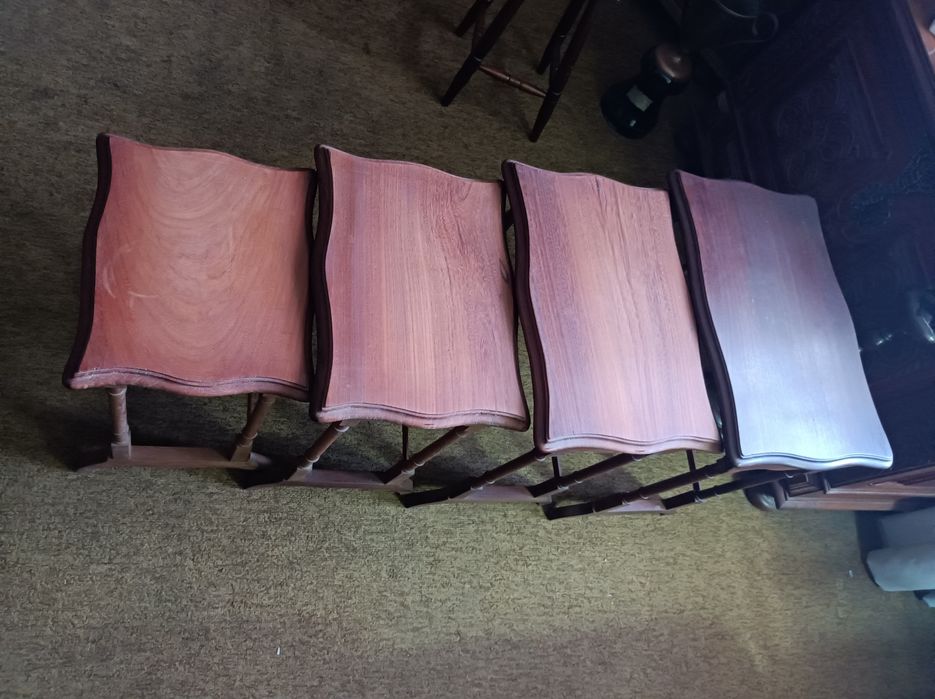Conjunto de mesas de apoio empilháveis434418280122951683