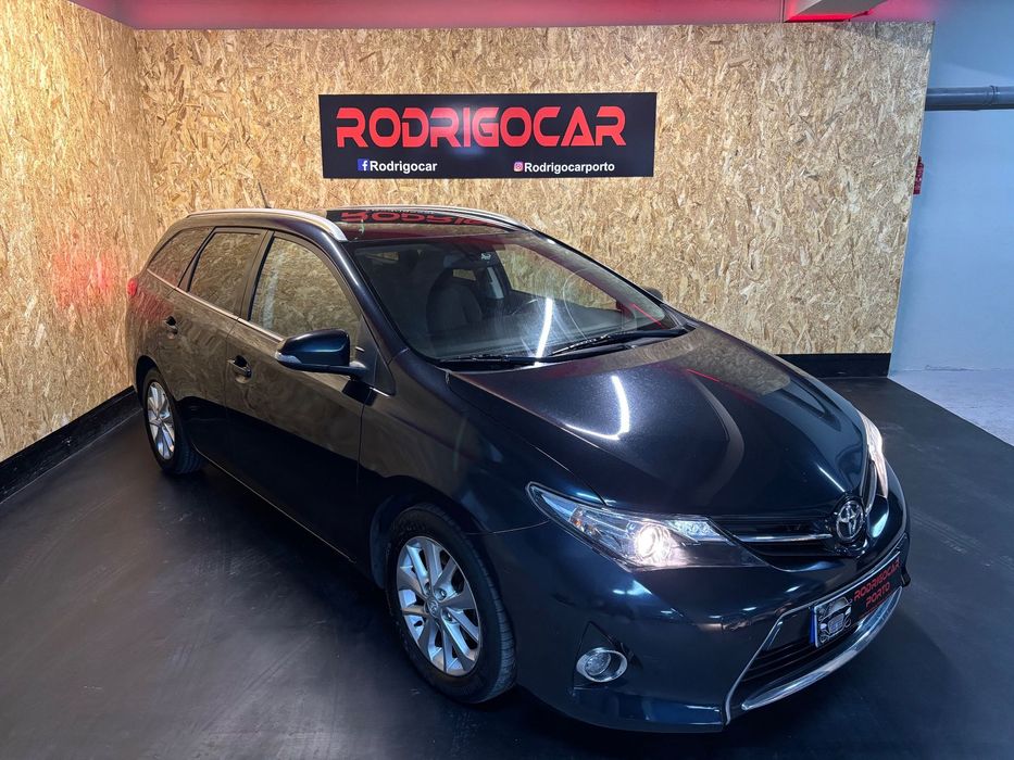 Toyota Auris Touring Sports 1.4 D-4D Com+P.Sport +Navi