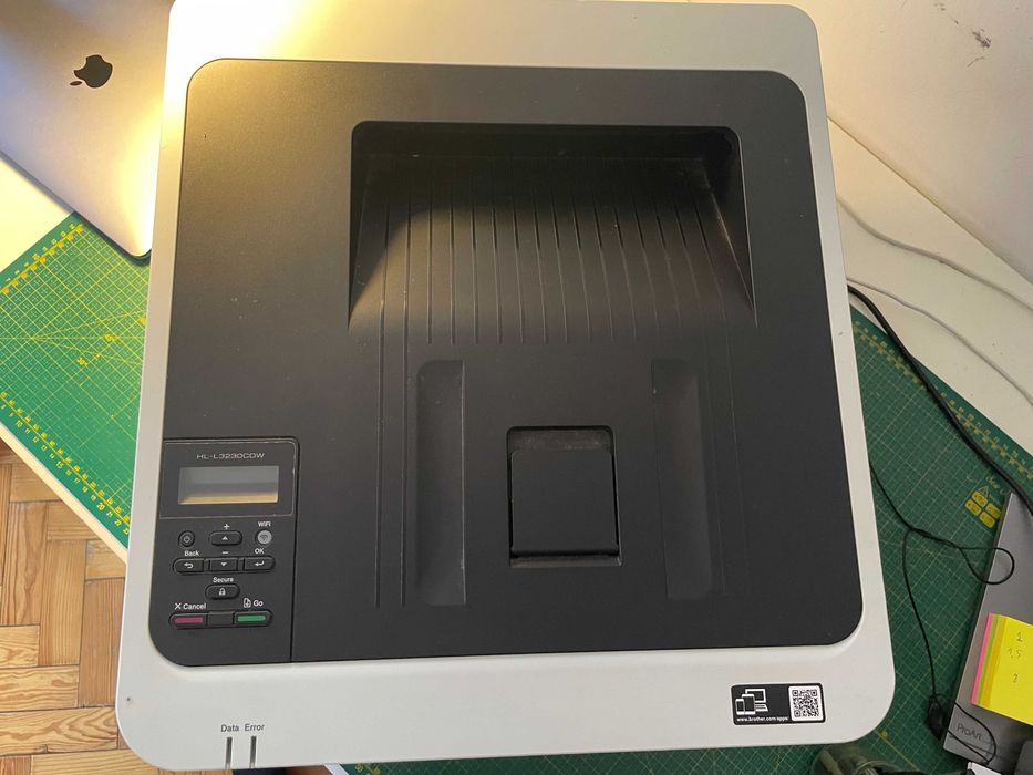Impressora BROTHER HL-L3210CW (Laser Cores - Wi-Fi)