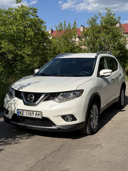 Продам Nissan Rogue 2016