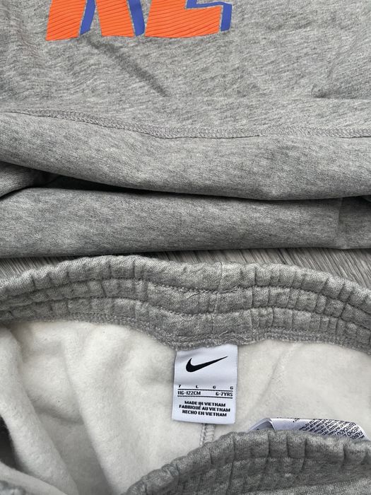 Дитячий костюм Nike, розмір на 6-7 років (116-122 см). НОВИЙ.