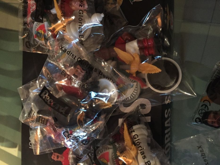 Xadrez do Benfica figuras históricas (oferta Trivial Pursuit Benfica)