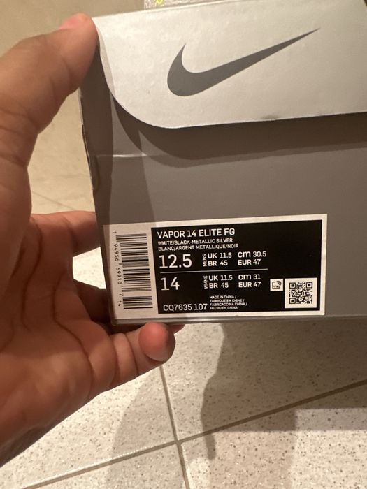 Chuteira nike nova Original