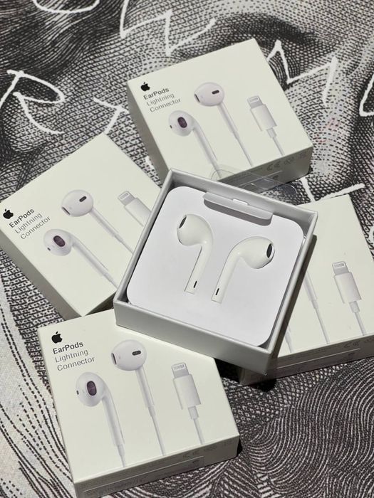 Навушники Apple