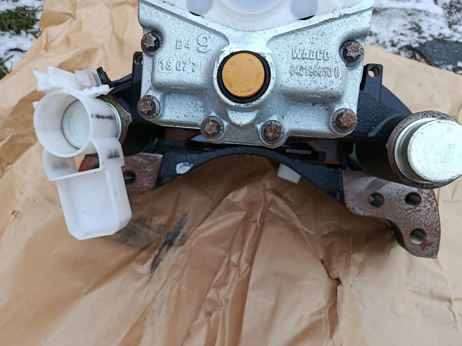 Суппорт Scania VOLVO,RENAULT,DAF LF5 5Wabco Pan19,5 (R/H),SCHWARZMÜLLE