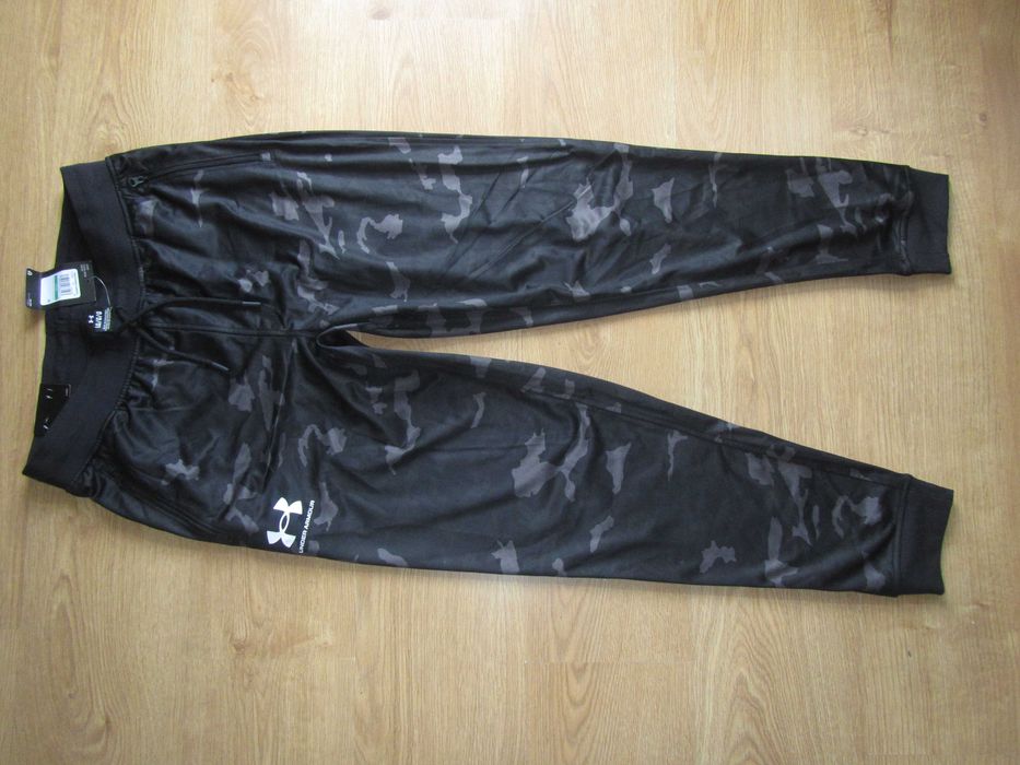 Under armour nowe spodnie dresowe rozm.L