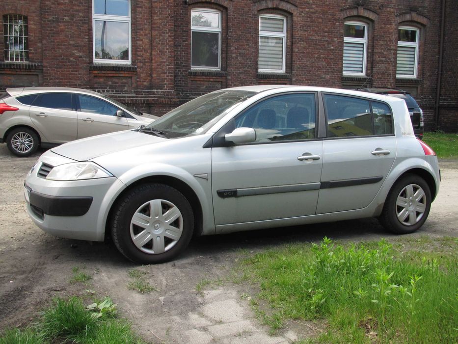 sprzedam dobre i pewne auto.
