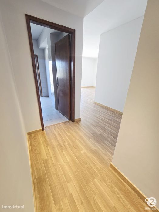 Apartamento T2+1 em Oliveira do Douro (V.N.Gaia)