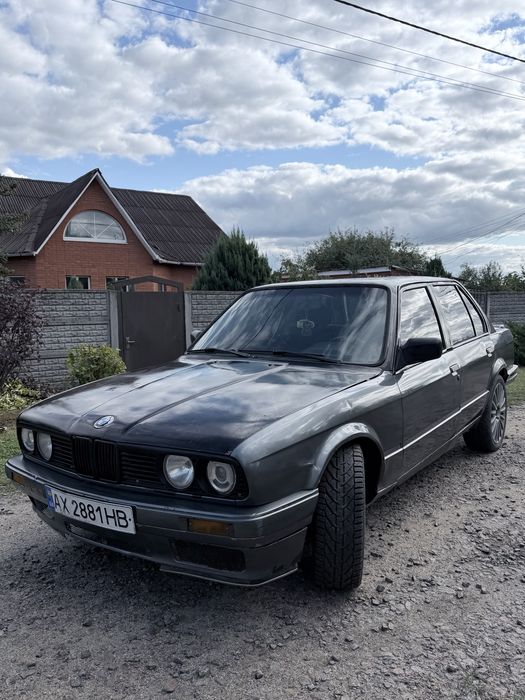 Продам bmw e30 1.8