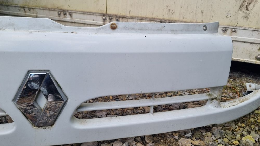 Grill Renault Master 98 atrapa