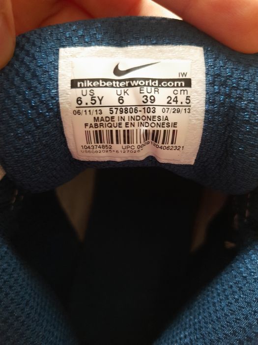 Продам Кроссовки Nike