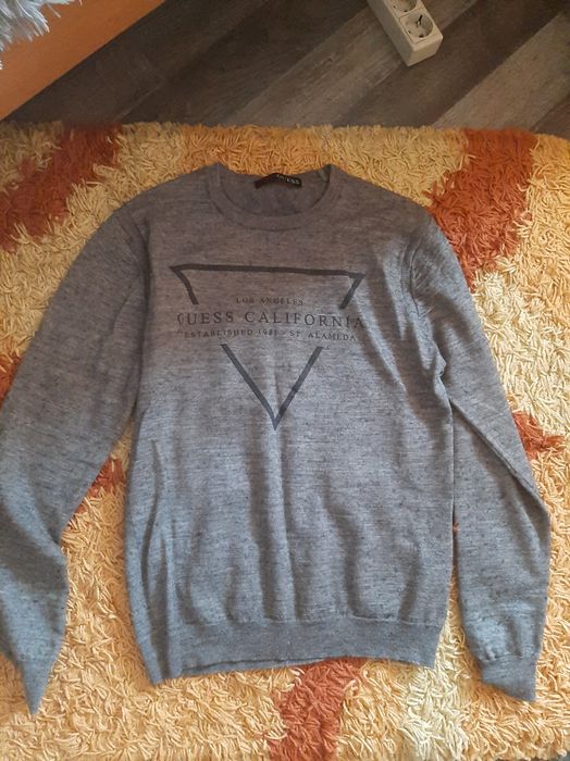 Одяг на хлопця підростка.