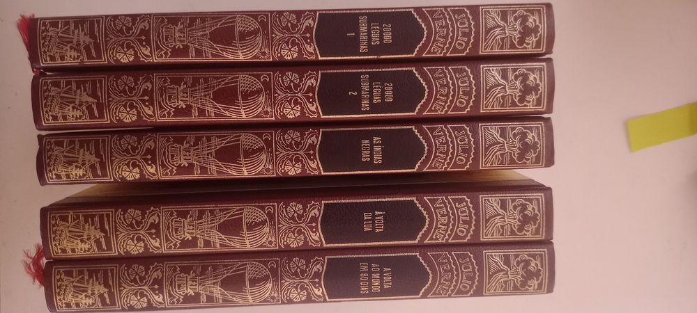 Júlio Verne, colecção