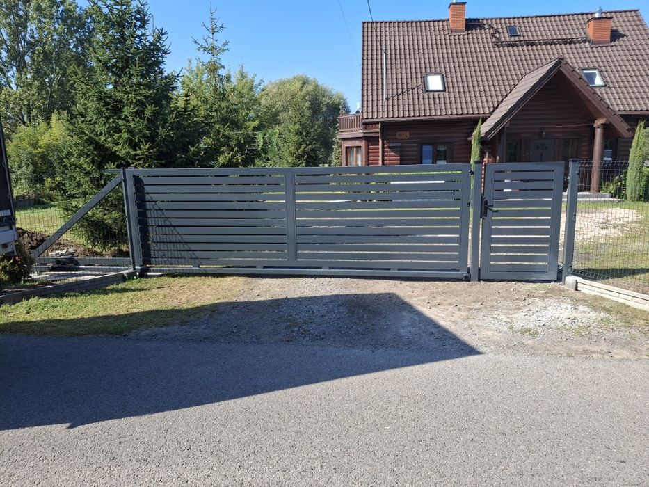 Ogrodzenia panelowe, panele ogrodzeniowe, płot panelowy