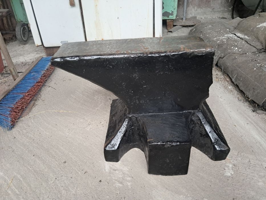 Kowadło 100 kg PRL