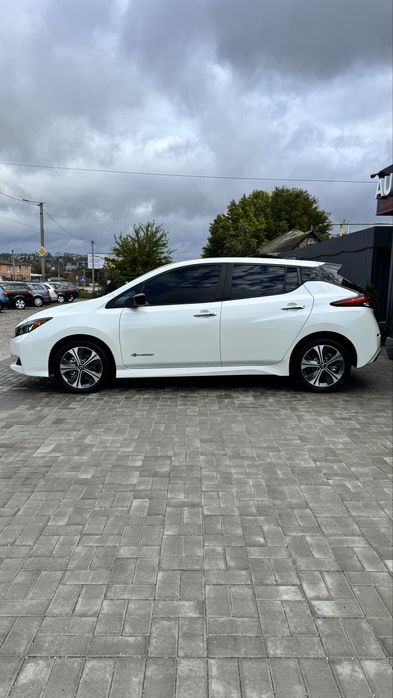 Nissan Leaf Ніссан Ліф SV Plus 2019 р 64 кВт Запас ходу 400 км