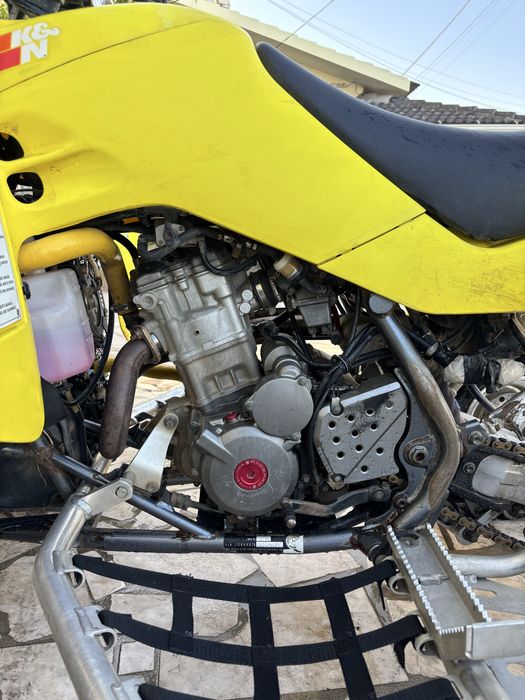 Suzuki ltz 400.
