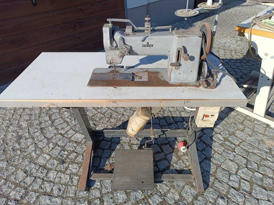 Maszyny do Szycia -potrójny transport