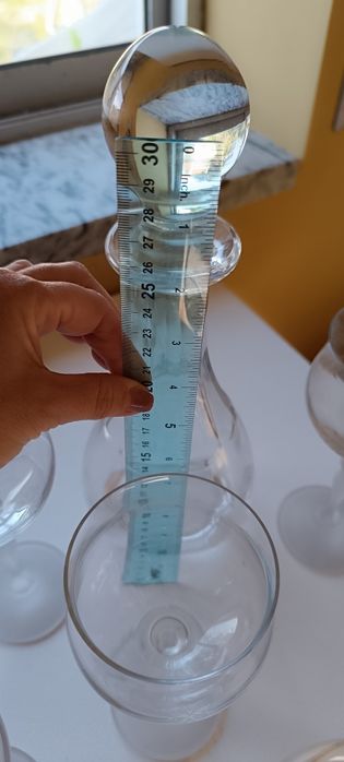 Conjunto de cristal de garrafa + 6 copos + 5 bases. Usado