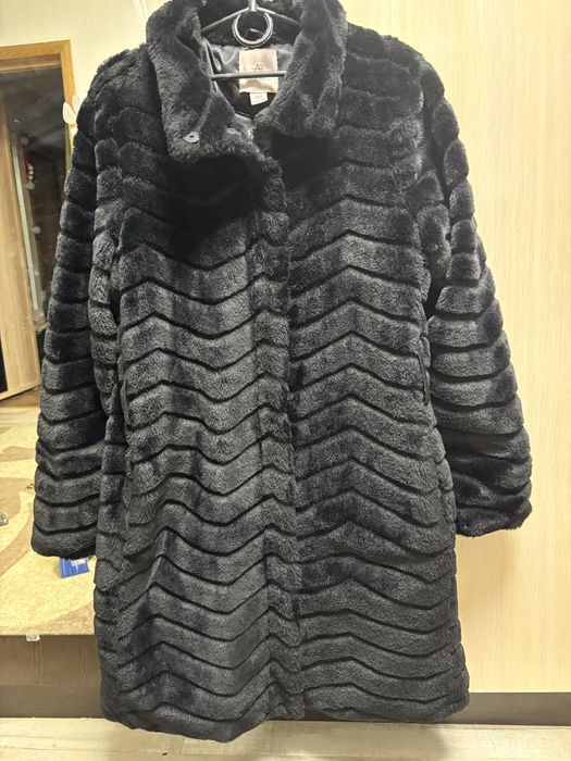 Продам шубку в гарному стані.