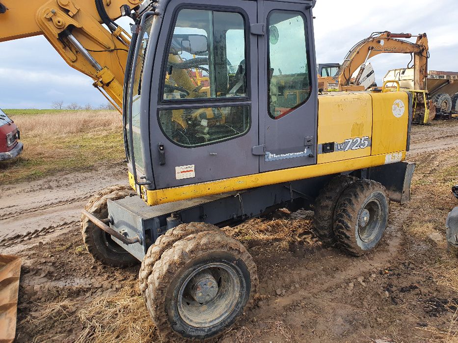 koparka furukawa ls 725 silnik cummins 3.9 pompa linde łożyskoobrotu
