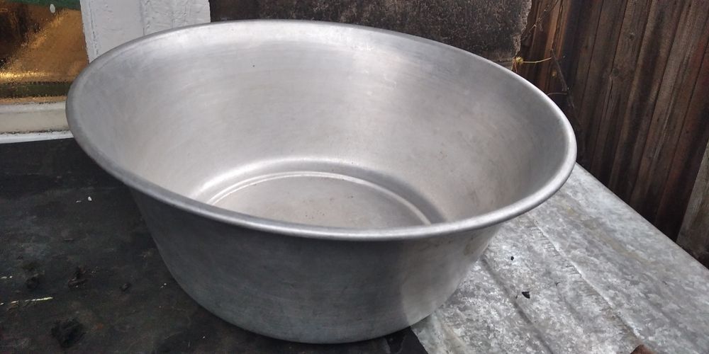 НОВІ миски/тази алюмінієві та емальовані