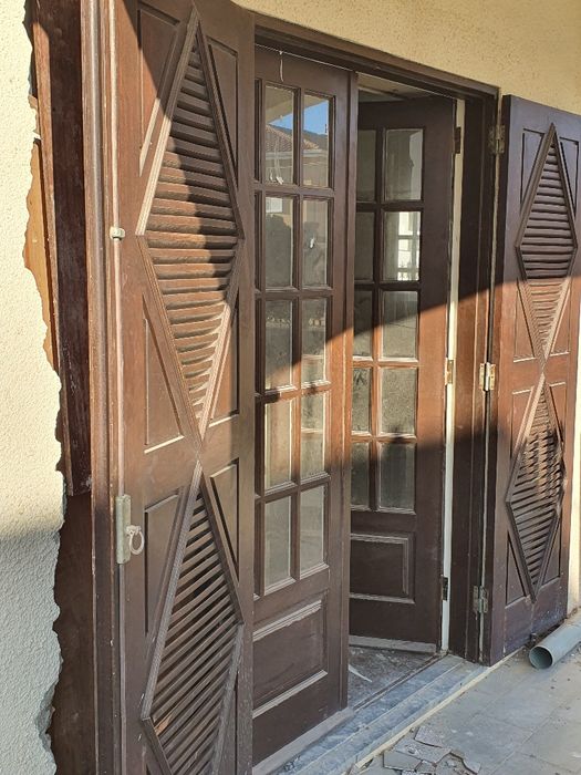 Portas e janelas para venda