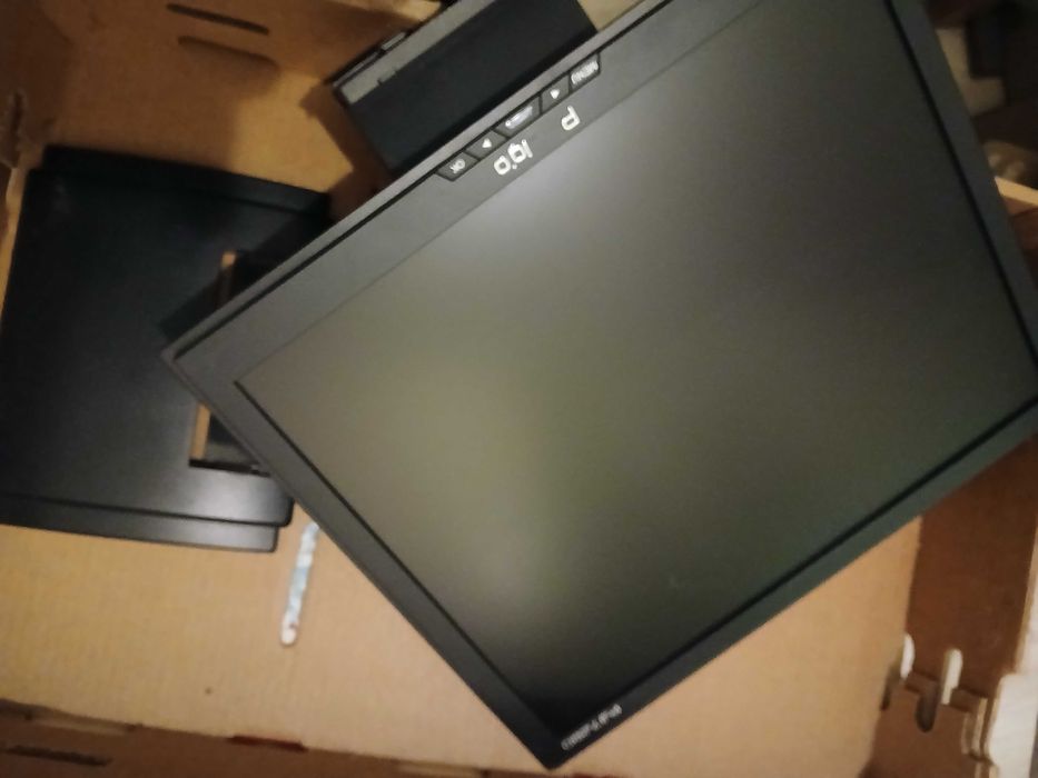 LCD monitor Prestigio P372BD 4:3
