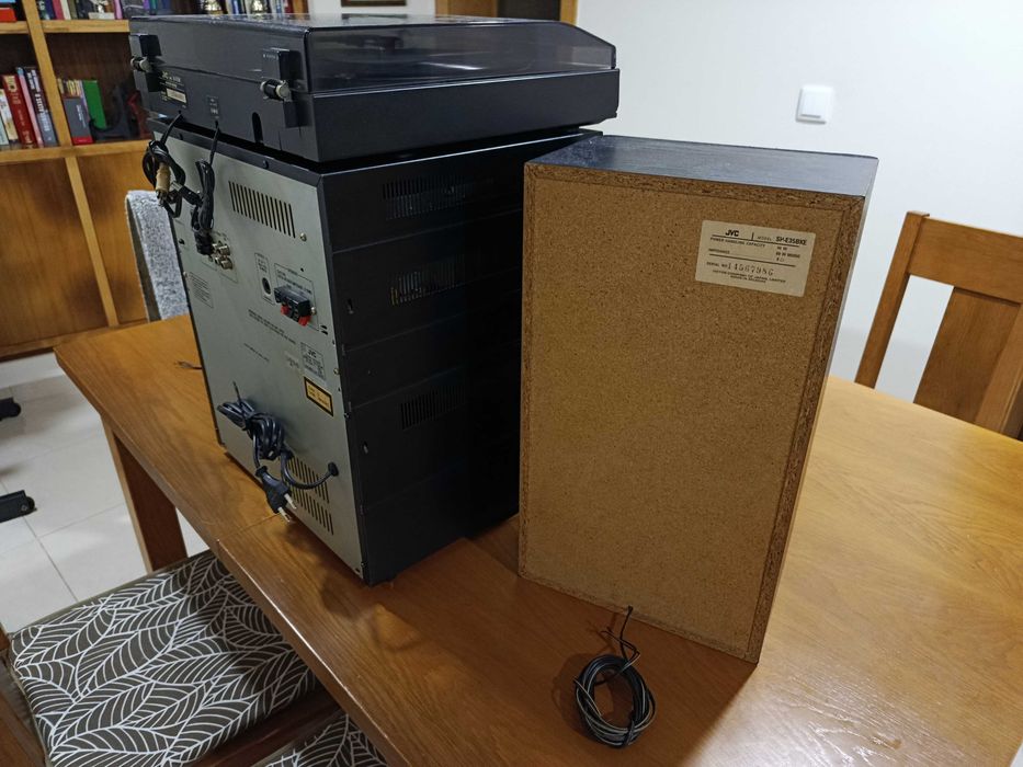 Conjunto Vintage JVC CA-E33LBK (Para Peças/Restauro) + Colunas SP-E35BKE