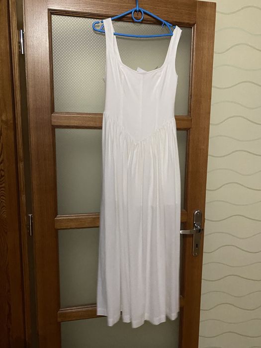 Майка veyvory, сукня twice, victoria secret, booriva, uniqlo, naumova. Боді hey becca