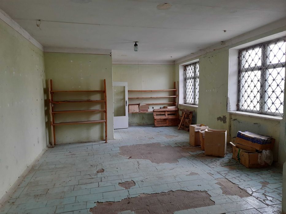 Продам нежитлове приміщення в м.Чуднові