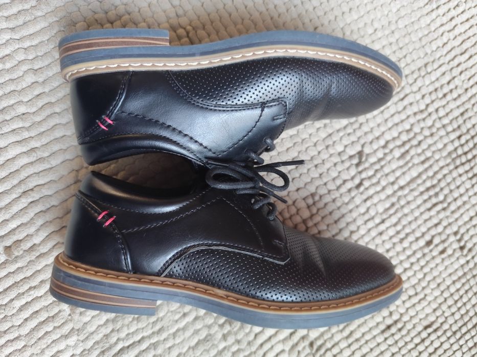 Eleganckie buty dla chłopca rozmiar 33