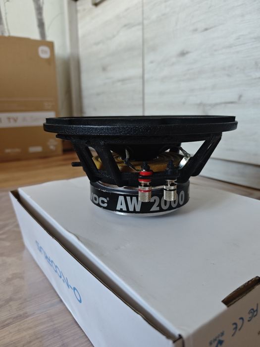 Subwoofer MIVOC AW2000 20cm Głośnik niskotonowy.  POTĘŻNY