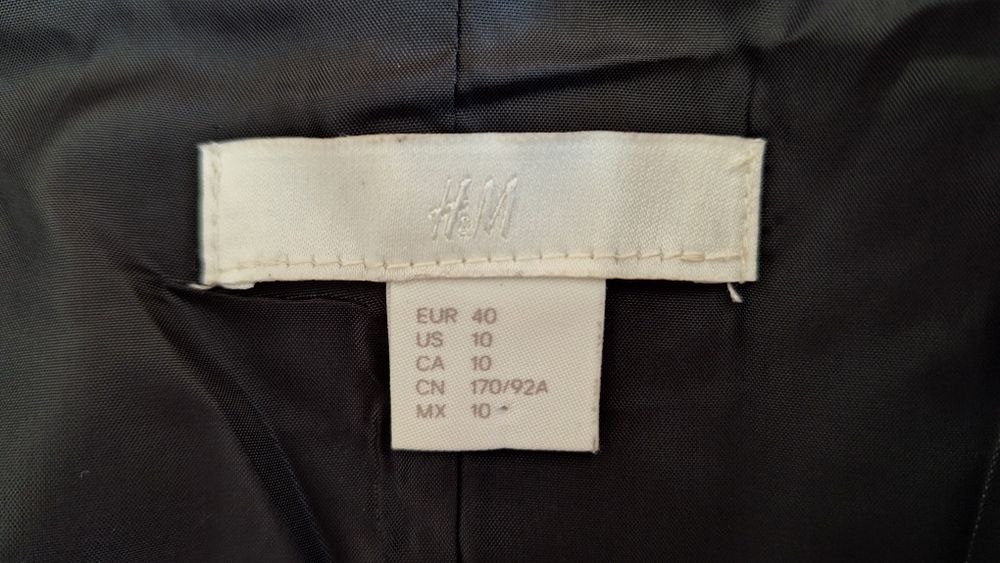Casaco preto (H&M)