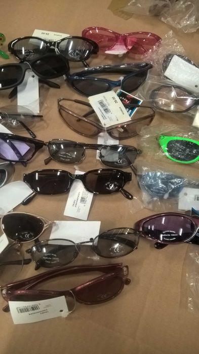 Okulary przeciwsłoneczna - nowe - 1,5 zł