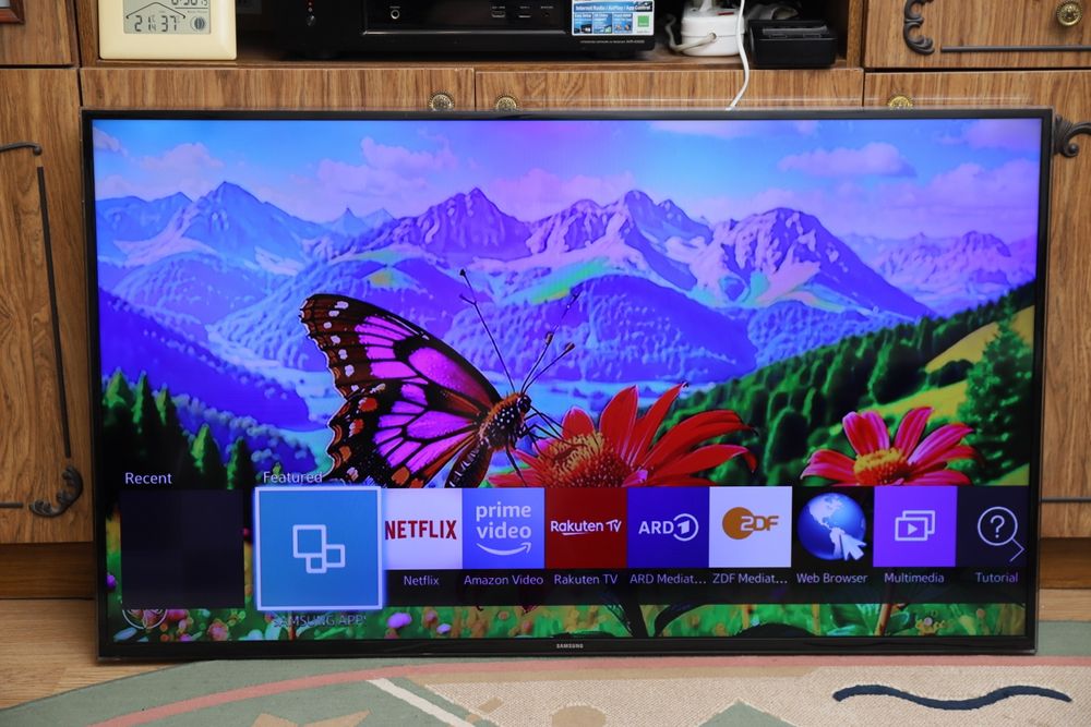 Samsung  UE48H6470SS    48  дюймов
