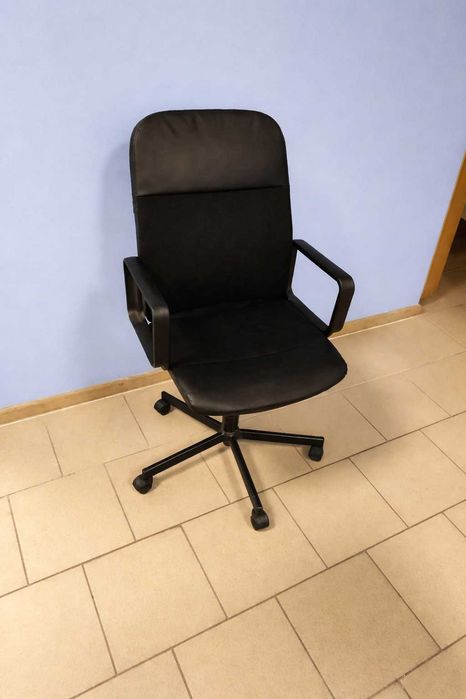 Krzesło / krzesła biurowe Ikea RENBERGET Bomstad czarny