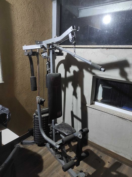 Máquina de musculação como nova