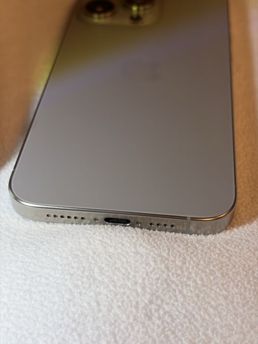 iPhone 15 Pro Max - stan idealny!